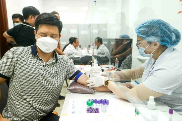 Chăm sóc sức khỏe nhân dân (Nghị quyết số 72-NQ/TW)