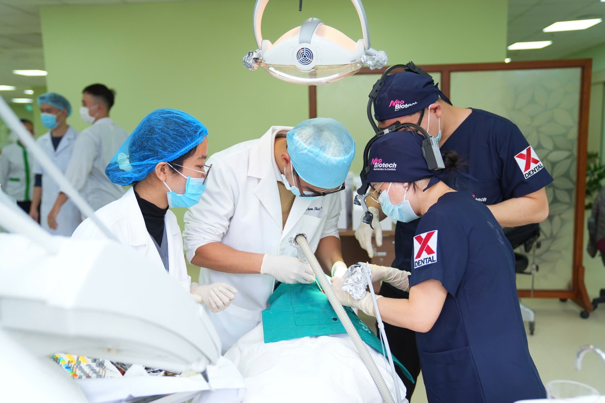 Đề xuất quy định 6 mức phụ cấp ưu đãi nghề cho nhân viên y tế